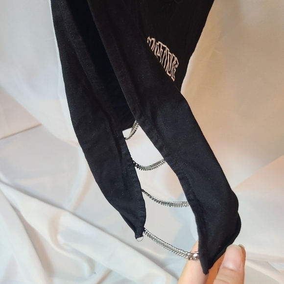 Adika Destructive Skateboard Chain Punk Crop Top - Picture 4 of 4